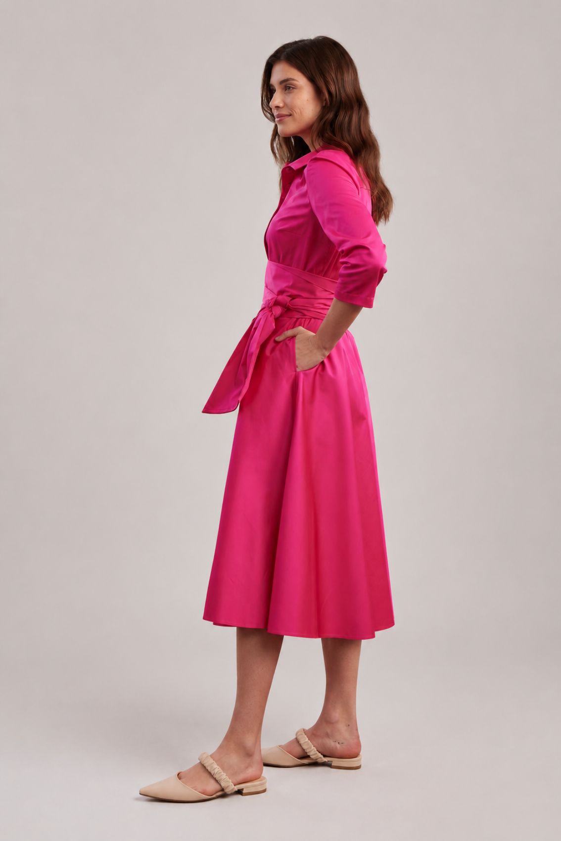Satin-Blusenkleid mit Bindegürtel Pink