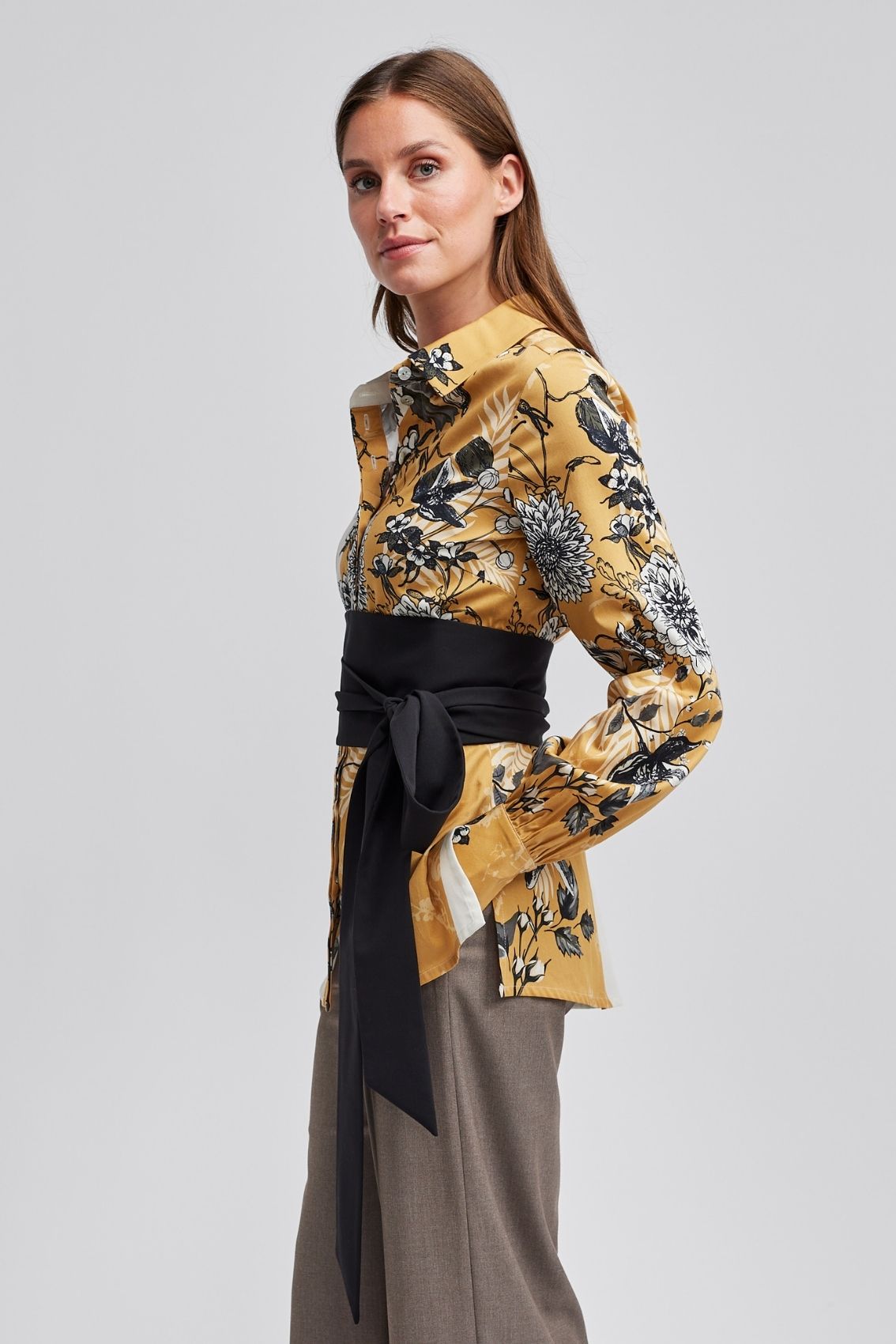 Bluse Herbstblüten mit Bindegürtel