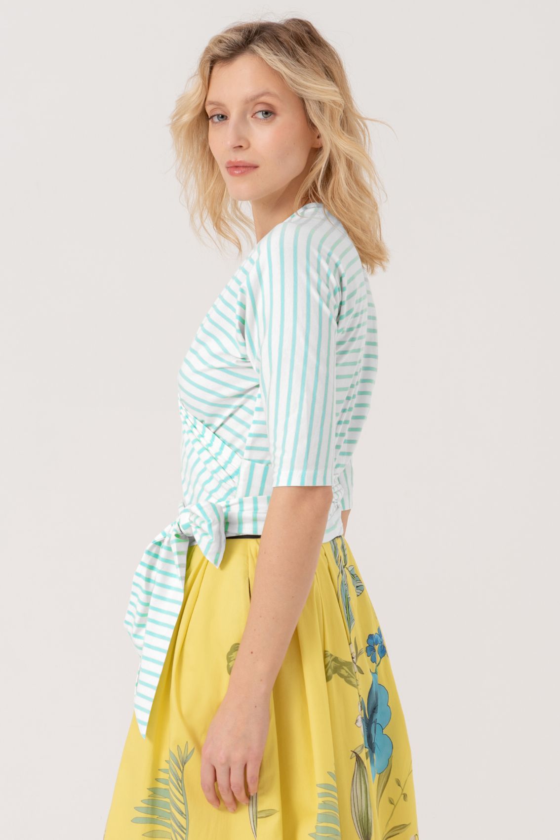 Wickeltop Mintgrün-Creme Gestreift