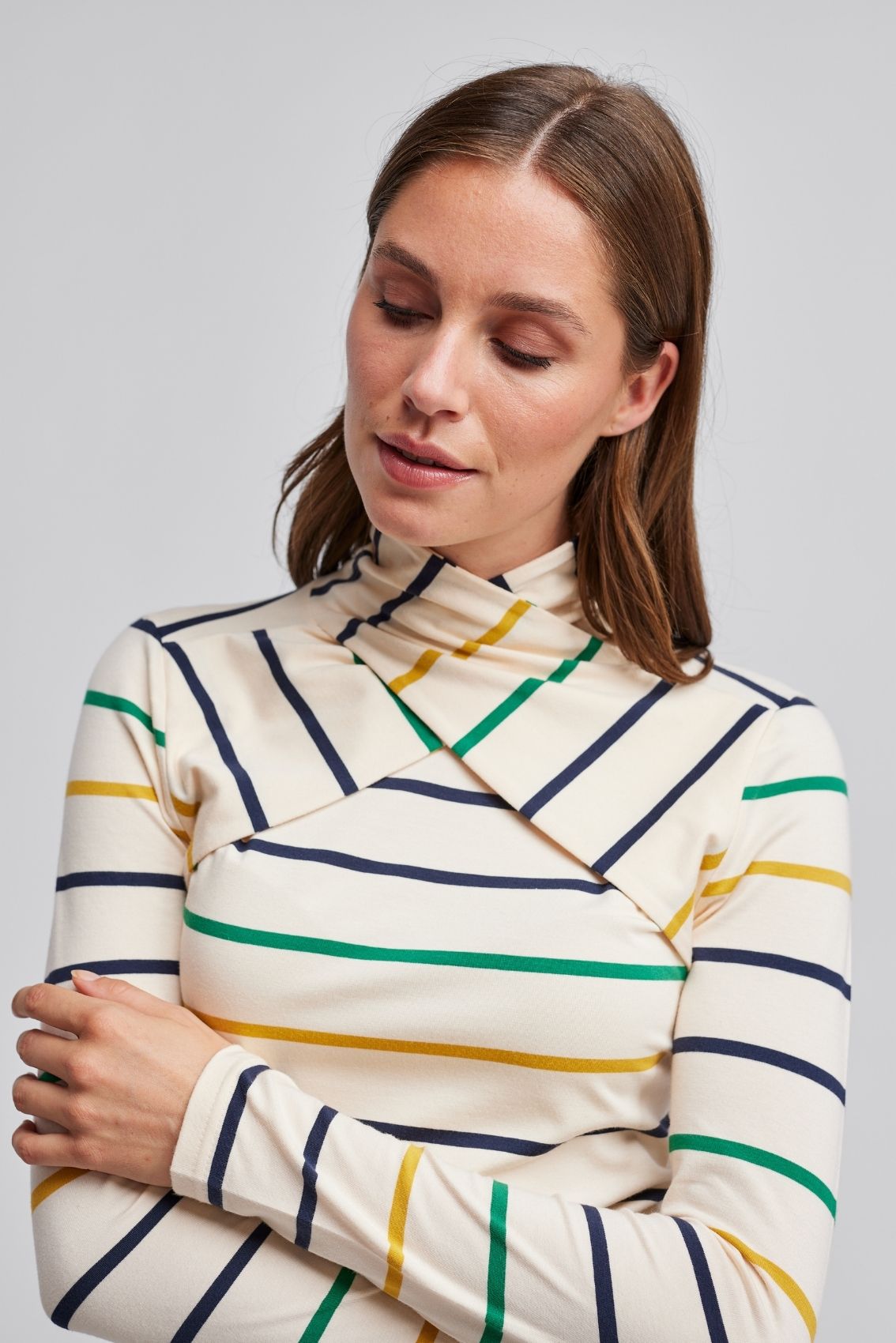 Shirt mit Twist-Kragen Streifenmix