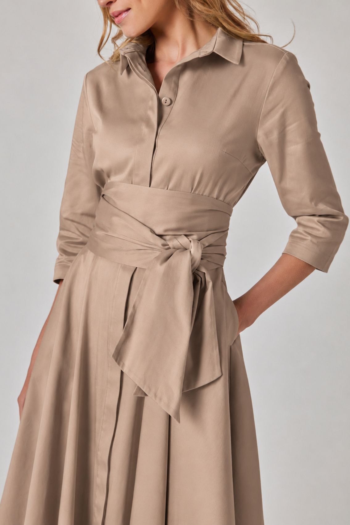 Blusenkleid mit Bindegürtel Taupe