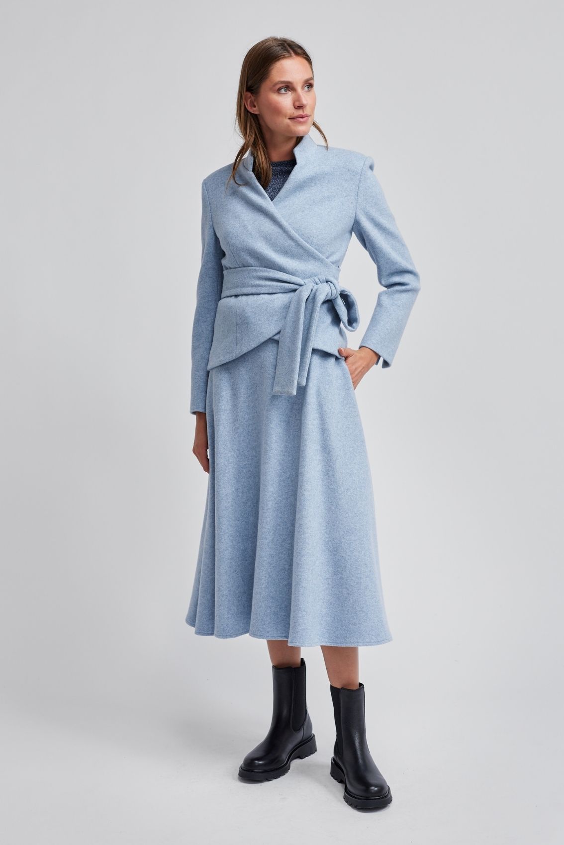 Midirock Hellblau mit Gürtel