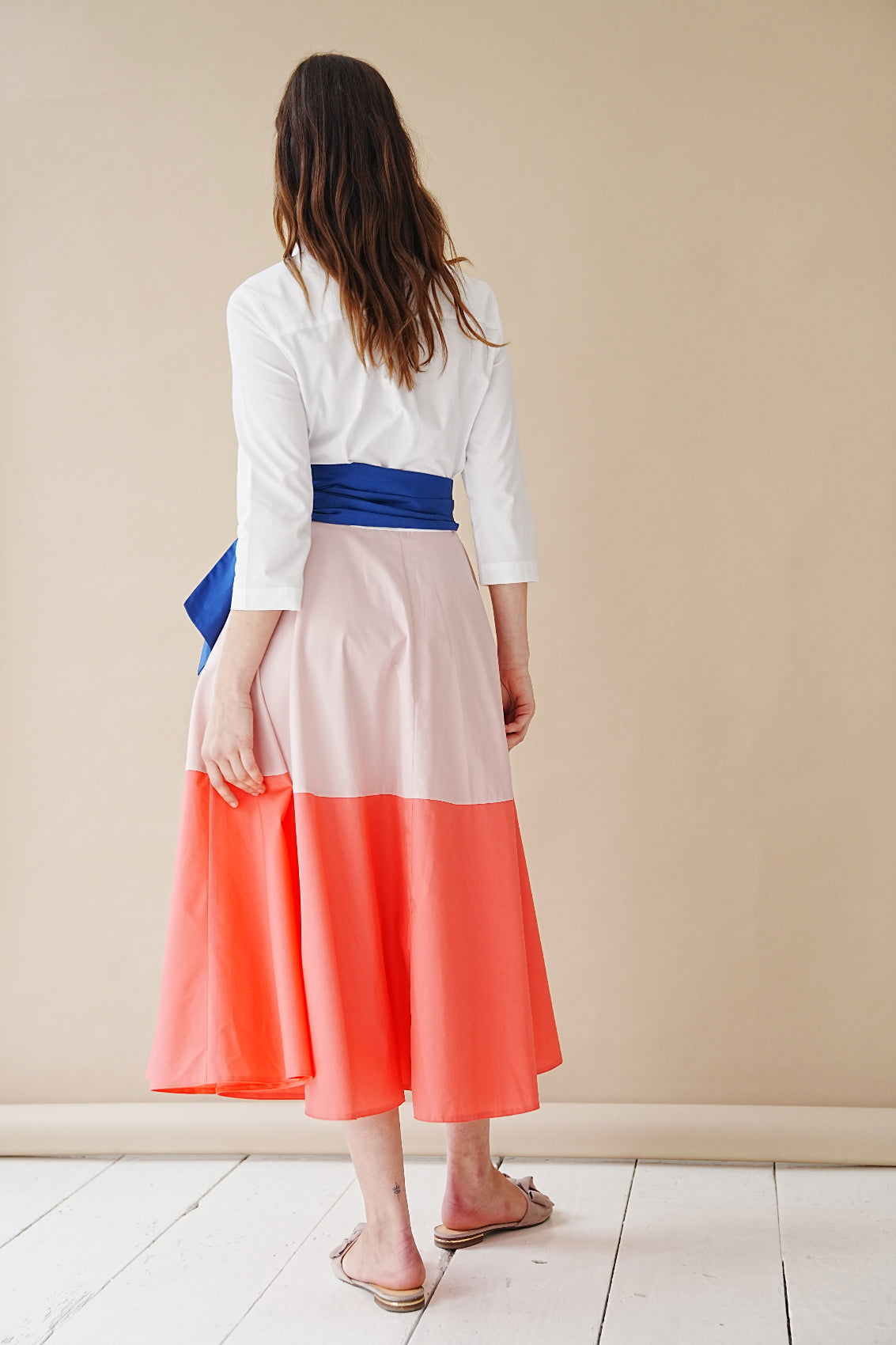 Blusenkleid mit Bindegürtel Colorblock Rosé-Lachs - Marianna Déri