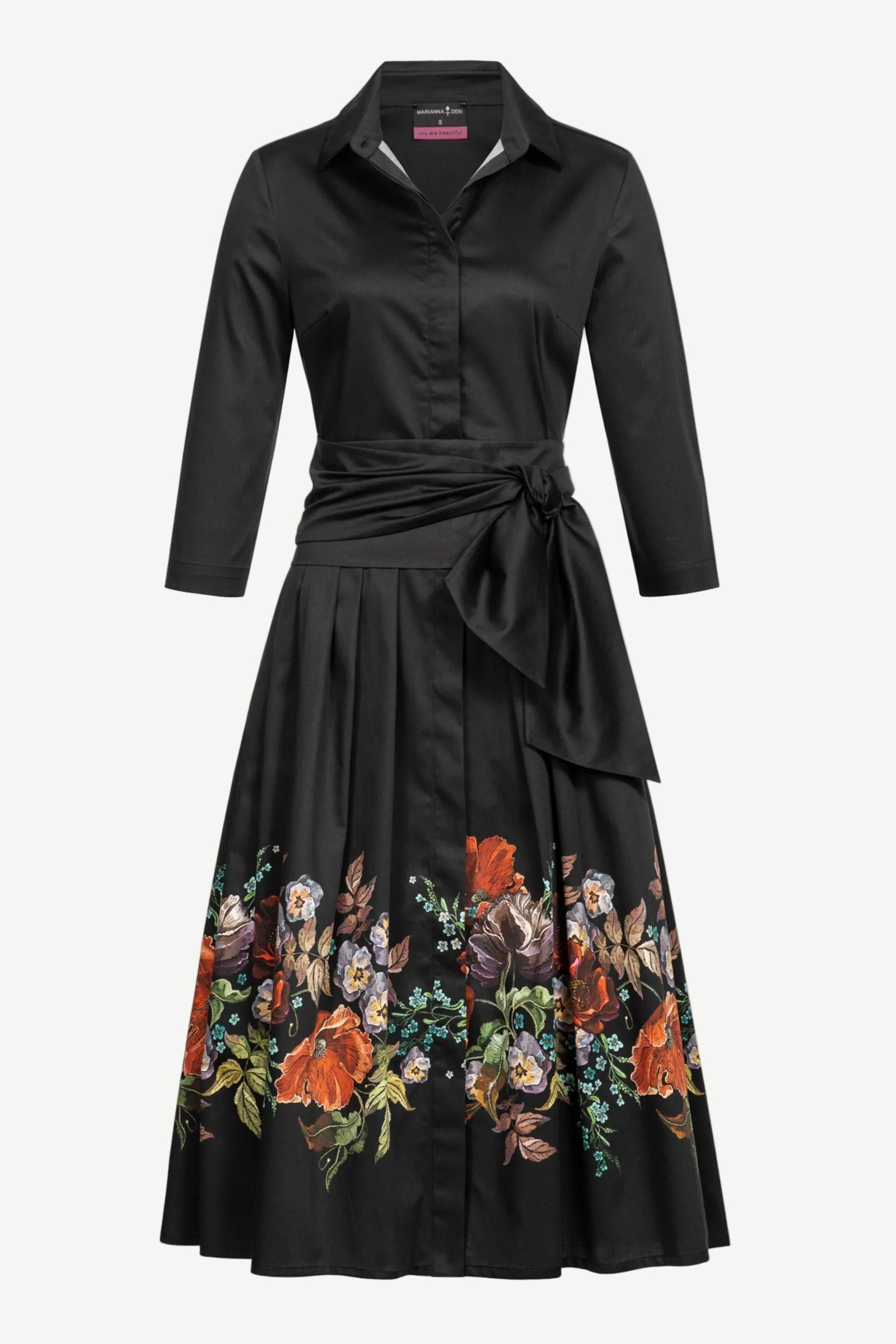 Blusenkleid mit Blumenranke und abnehmbaren breiten Gürtel Schwarz - Marianna Déri