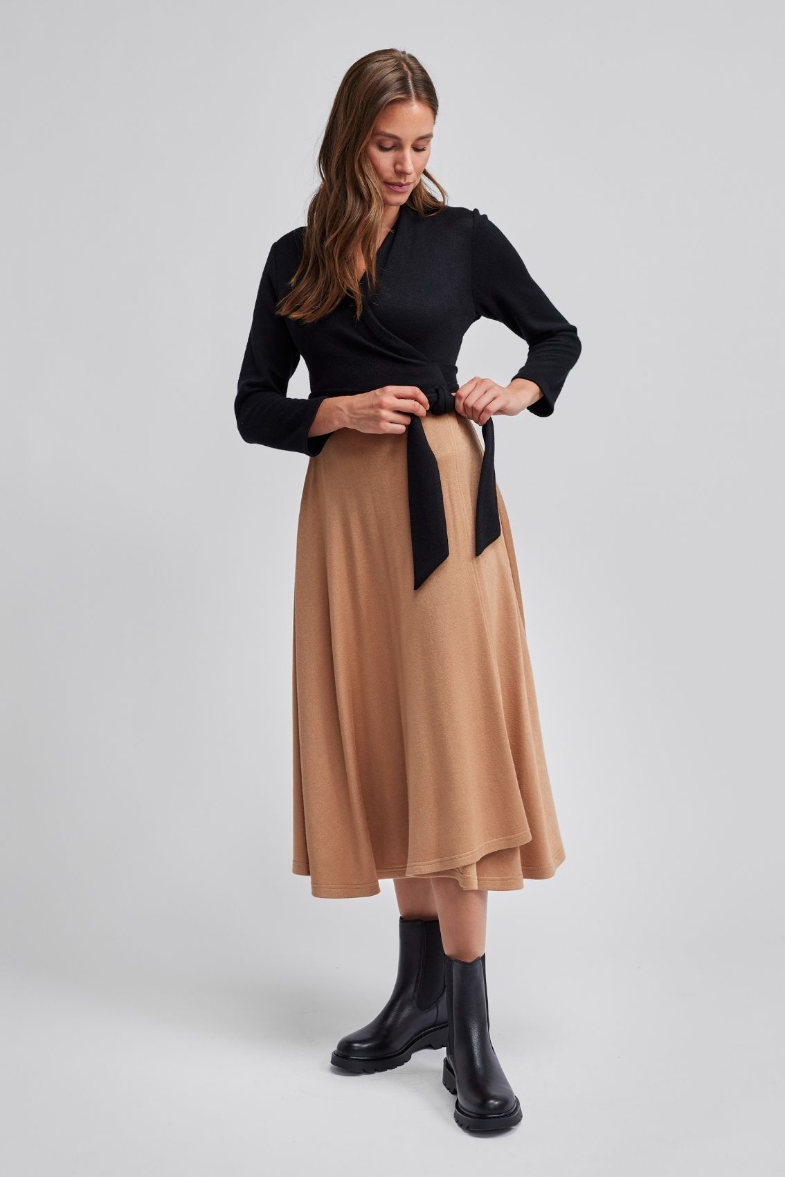 Strick Wickelkleid Schwarz-Karamell