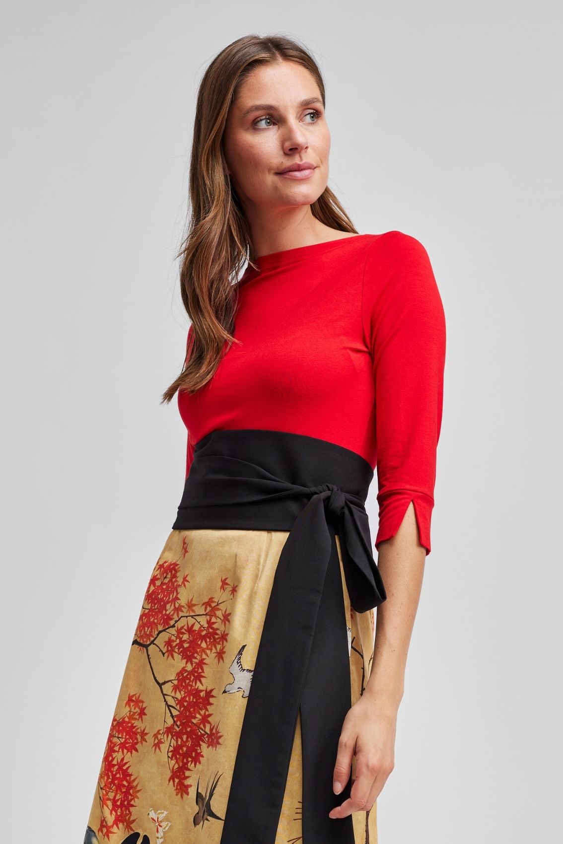 Top mit U-Boot Ausschnitt Kirschrot