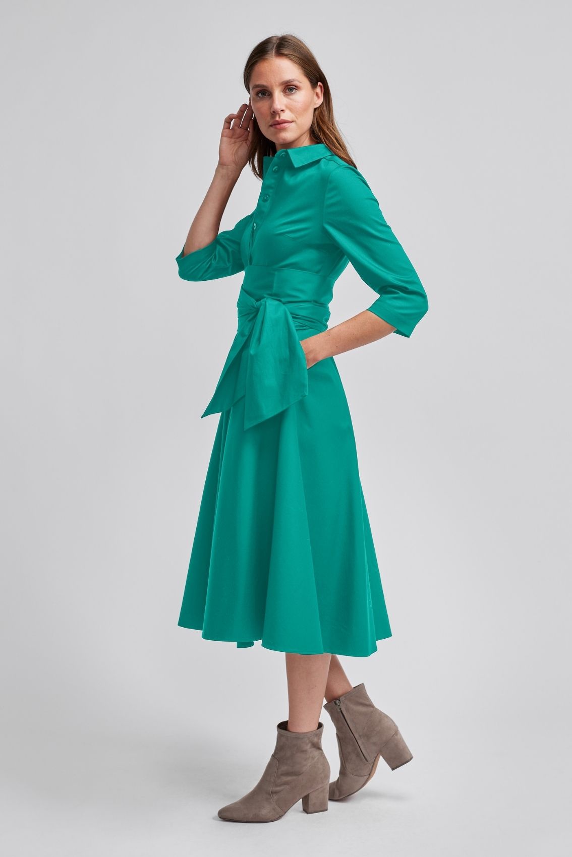 Blusenkleid mit Bindegürtel Jadegrün