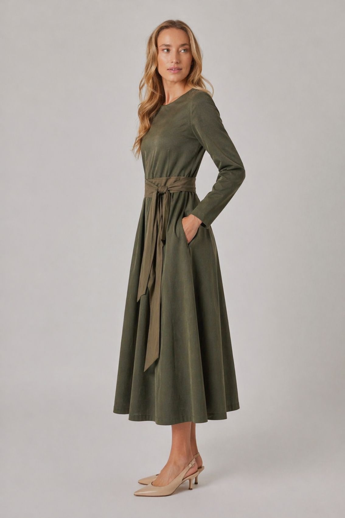 Feincord Kleid mit Gürtel Olive