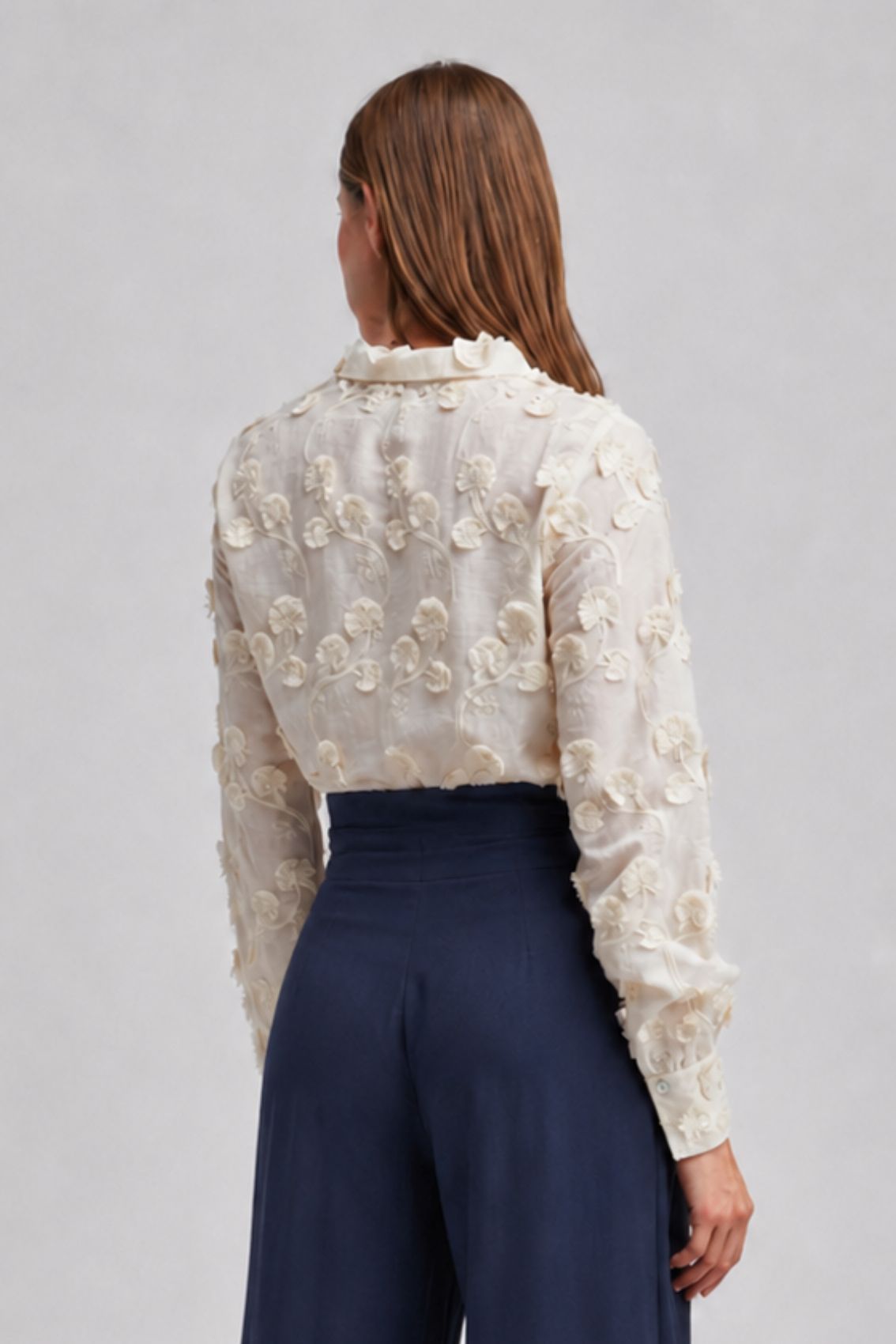 Bluse mit Stickerei